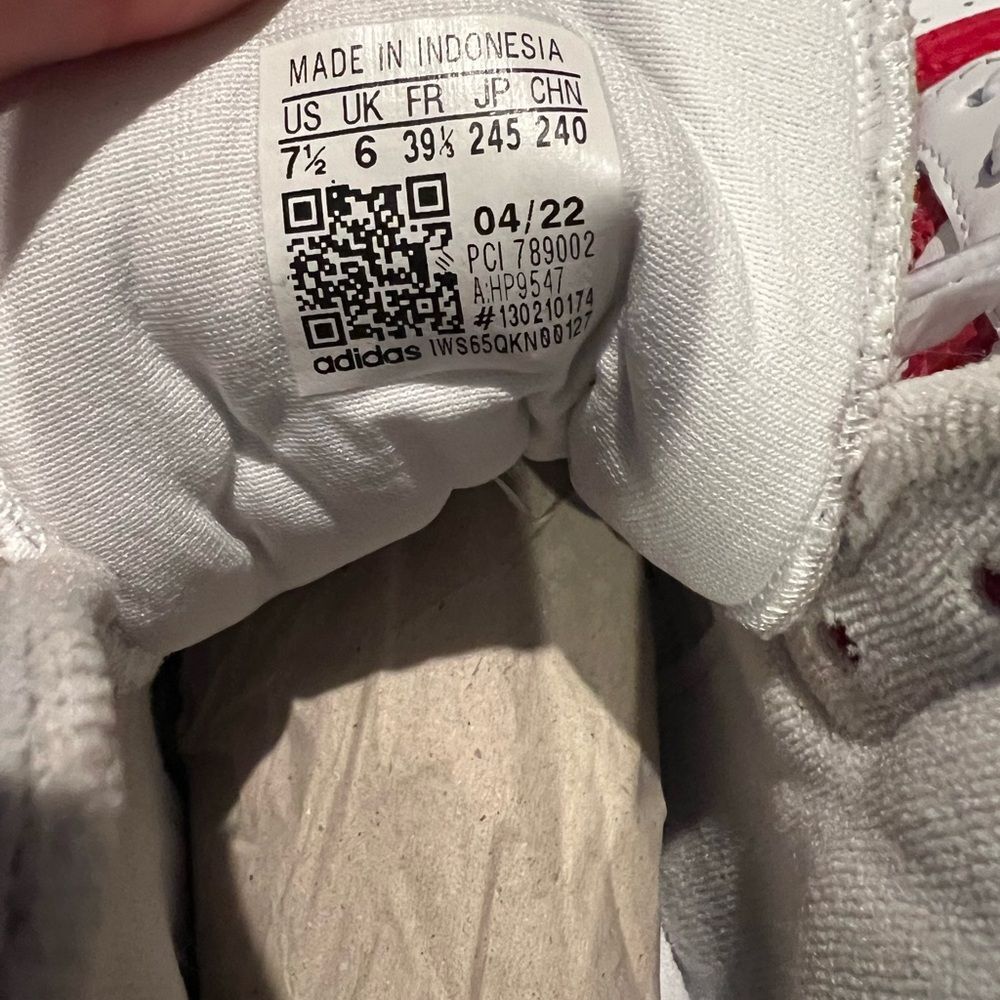 Adidas Top Ten RB Hi Women Basketball Shoes Size: 7.5 Color: White/White/Red - Picture 12 of 12